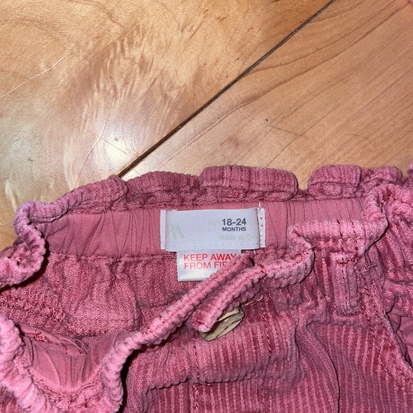 Zara Corduroy Skirt - Picture 3 of 3